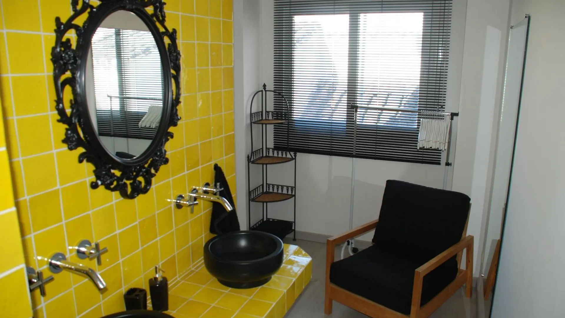 הוילה אסטפונה Casa Amber ספרד